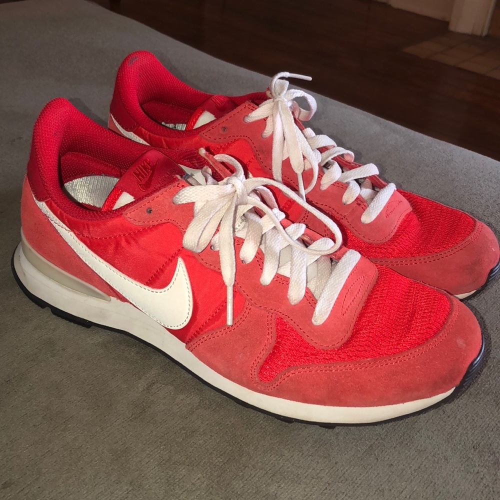 Nike Internationalist